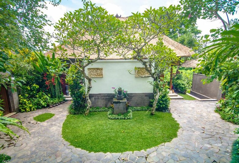 Grand Double Suite #4 at Amori Villa - Ubud, Indonesia