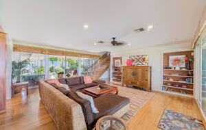 Kihei Beachfront Beauty - Kihei, Hawaii