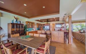 Kihei Beachfront Beauty - Kihei, Hawaii