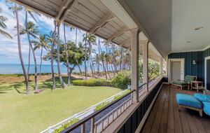 Kihei Beachfront Beauty - Kihei, Hawaii