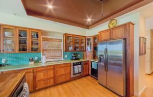 Kihei Beachfront Beauty - Kihei, Hawaii