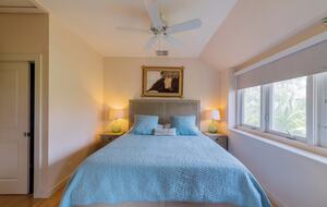 Kihei Beachfront Beauty - Kihei, Hawaii