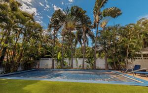 Kihei Beachfront Beauty - Kihei, Hawaii