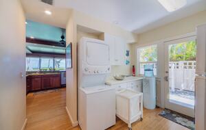 Kihei Beachfront Beauty - Kihei, Hawaii