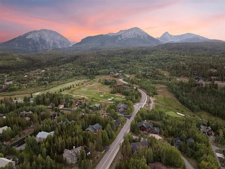Silverthorne Sanctuary with Buffalo Mountain Views - Silverthorne, Colorado