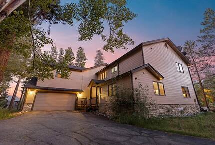 Silverthorne Sanctuary with Buffalo Mountain Views - Silverthorne, Colorado