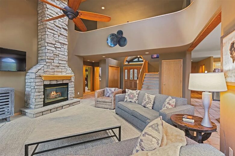 Silverthorne Sanctuary with Buffalo Mountain Views - Silverthorne, Colorado