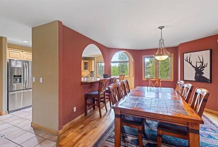 Silverthorne Sanctuary with Buffalo Mountain Views - Silverthorne, Colorado