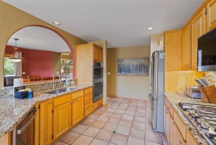 Silverthorne Sanctuary with Buffalo Mountain Views - Silverthorne, Colorado