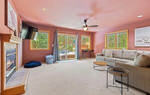 Silverthorne Sanctuary with Buffalo Mountain Views - Silverthorne, Colorado