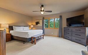 Silverthorne Sanctuary with Buffalo Mountain Views - Silverthorne, Colorado