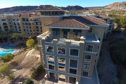 Top-Floor Luxury Suite Overlooking the Water & Montelago Village - Henderson, Nevada