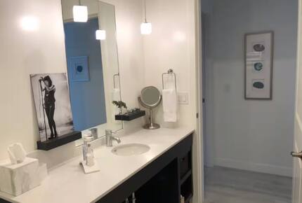 Top-Floor Luxury Suite Overlooking the Water & Montelago Village - Henderson, Nevada