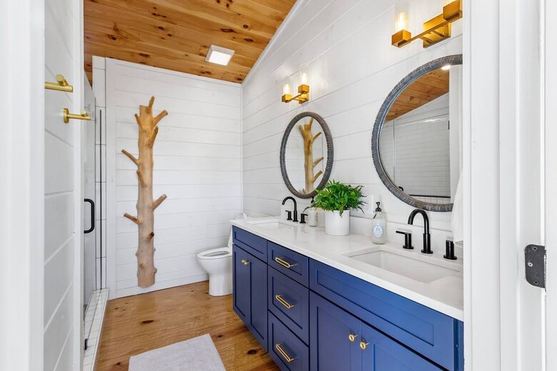 Cozy Modern Cabin for the Perfect Winter Getaway - Mineral Bluff, Georgia