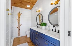 Cozy Modern Cabin for the Perfect Winter Getaway - Mineral Bluff, Georgia