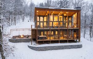 Cozy Modern Cabin for the Perfect Winter Getaway - Mineral Bluff, Georgia