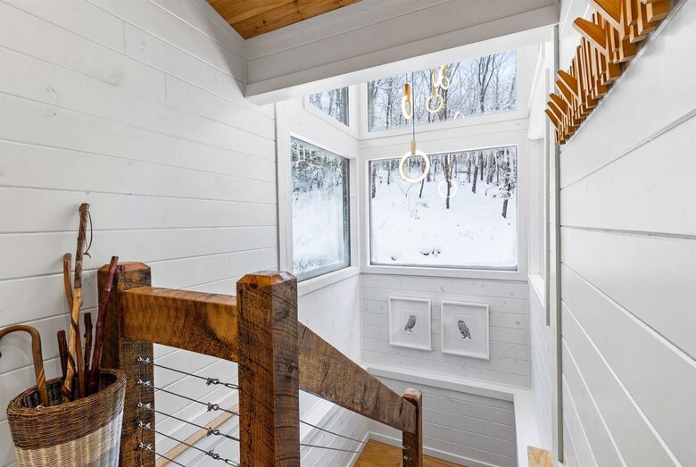 Cozy Modern Cabin for the Perfect Winter Getaway - Mineral Bluff, Georgia