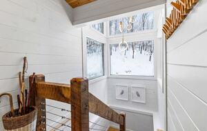 Cozy Modern Cabin for the Perfect Winter Getaway - Mineral Bluff, Georgia