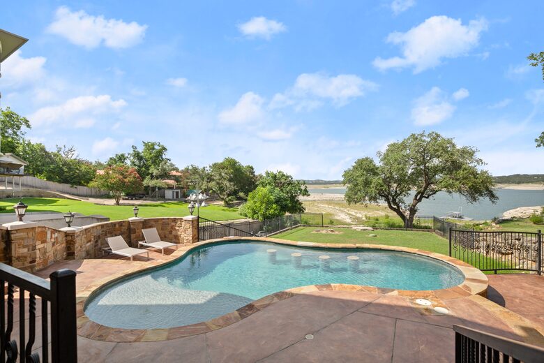 Sunset Ridge Oasis | Spacious 5-Bed Home Overlooking Lake Travis - Austin, Texas