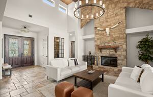 Sunset Ridge Oasis | Spacious 5-Bed Home Overlooking Lake Travis - Austin, Texas