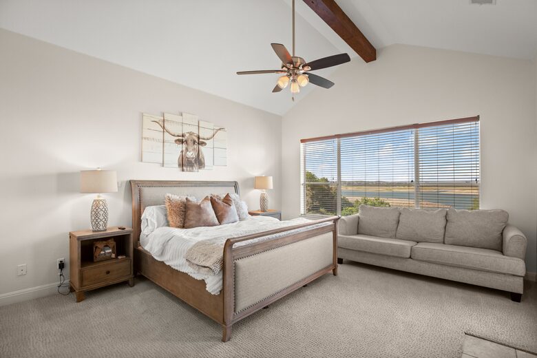 Sunset Ridge Oasis | Spacious 5-Bed Home Overlooking Lake Travis - Austin, Texas