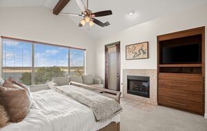 Sunset Ridge Oasis | Spacious 5-Bed Home Overlooking Lake Travis - Austin, Texas