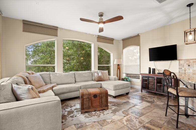Sunset Ridge Oasis | Spacious 5-Bed Home Overlooking Lake Travis - Austin, Texas