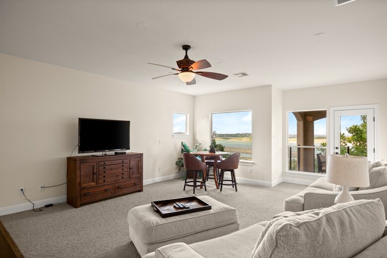 Sunset Ridge Oasis | Spacious 5-Bed Home Overlooking Lake Travis - Austin, Texas