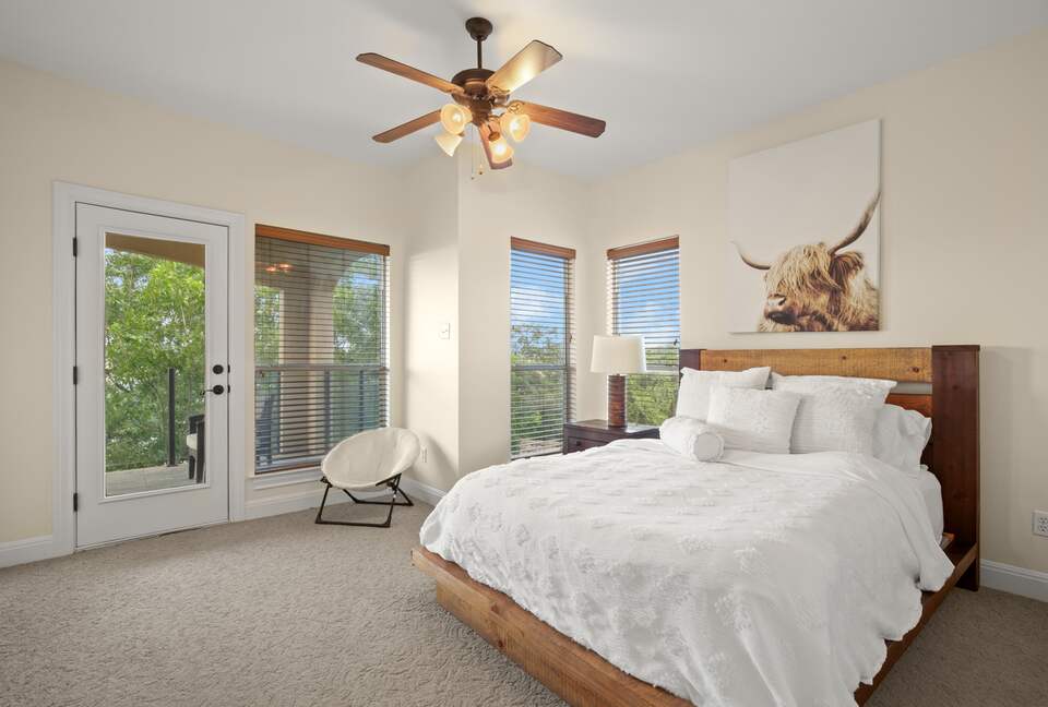Sunset Ridge Oasis | Spacious 5-Bed Home Overlooking Lake Travis - Austin, Texas
