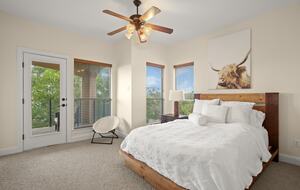 Sunset Ridge Oasis | Spacious 5-Bed Home Overlooking Lake Travis - Austin, Texas
