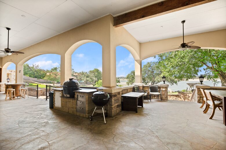 Sunset Ridge Oasis | Spacious 5-Bed Home Overlooking Lake Travis - Austin, Texas