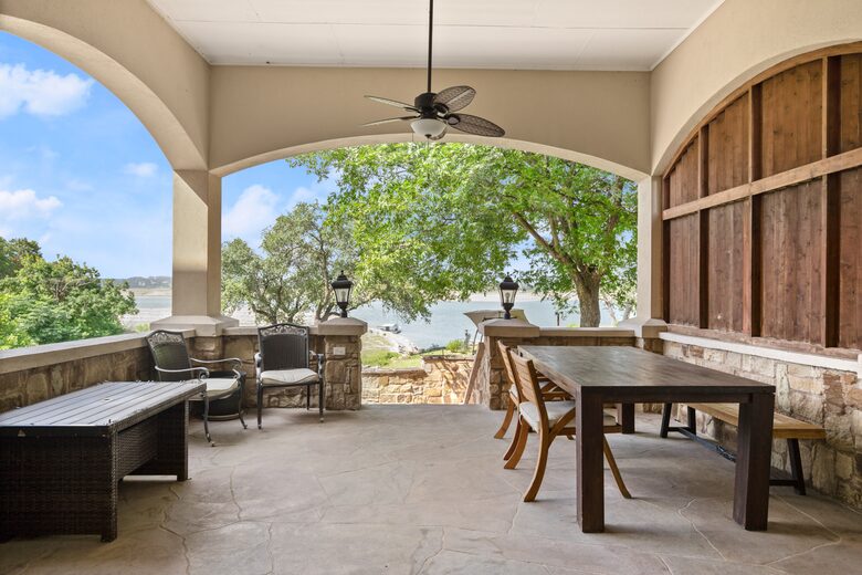 Sunset Ridge Oasis | Spacious 5-Bed Home Overlooking Lake Travis - Austin, Texas