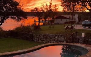 Sunset Ridge Oasis | Spacious 5-Bed Home Overlooking Lake Travis - Austin, Texas