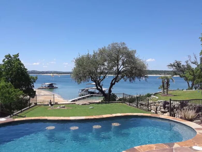 Sunset Ridge Oasis | Spacious 5-Bed Home Overlooking Lake Travis - Austin, Texas