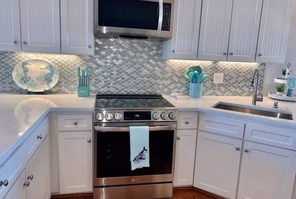 Gulf-front Luxe | Panoramic Views & Resort Amenities at Pointe West - Galveston, Texas