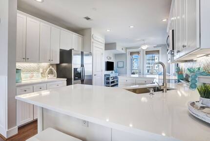 Gulf-front Luxe | Panoramic Views & Resort Amenities at Pointe West - Galveston, Texas