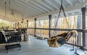 Tennessee Countryside Haven with Expansive Views & Modern Comforts - Franklin, Tennessee