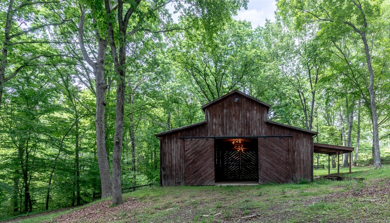 Tennessee Countryside Haven with Expansive Views & Modern Comforts - Franklin, Tennessee