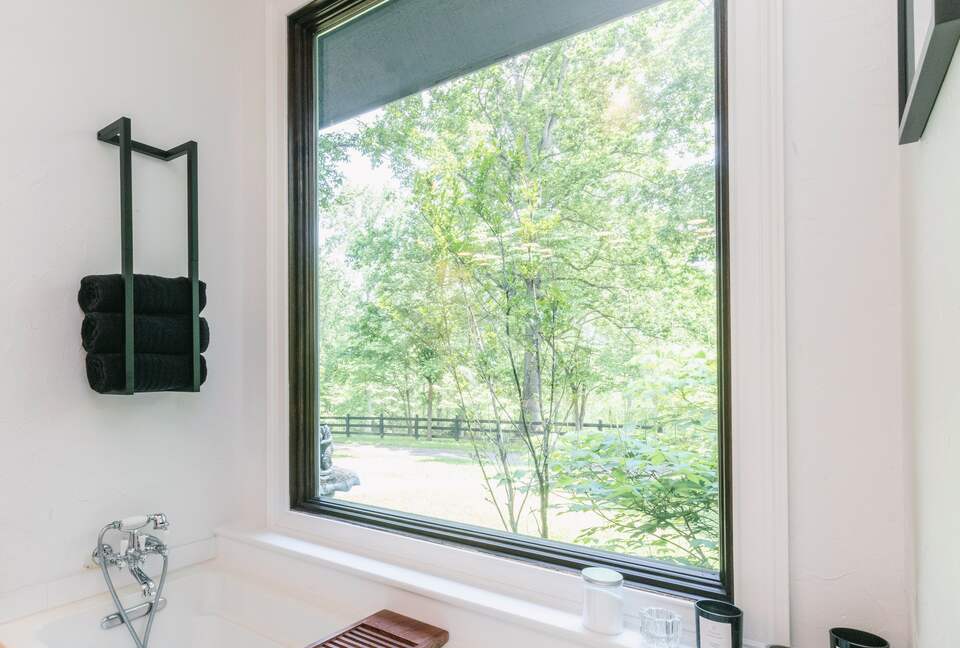 Tennessee Countryside Haven with Expansive Views & Modern Comforts - Franklin, Tennessee