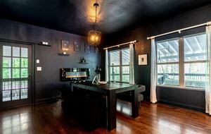 Tennessee Countryside Haven with Expansive Views & Modern Comforts - Franklin, Tennessee