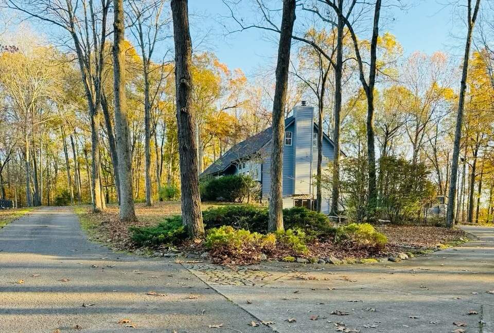 Tennessee Countryside Haven with Expansive Views & Modern Comforts - Franklin, Tennessee