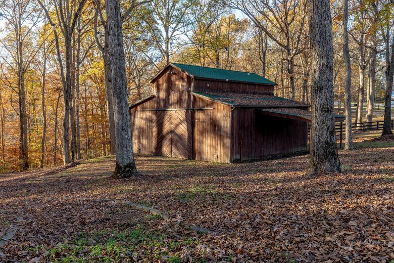 Tennessee Countryside Haven with Expansive Views & Modern Comforts - Franklin, Tennessee