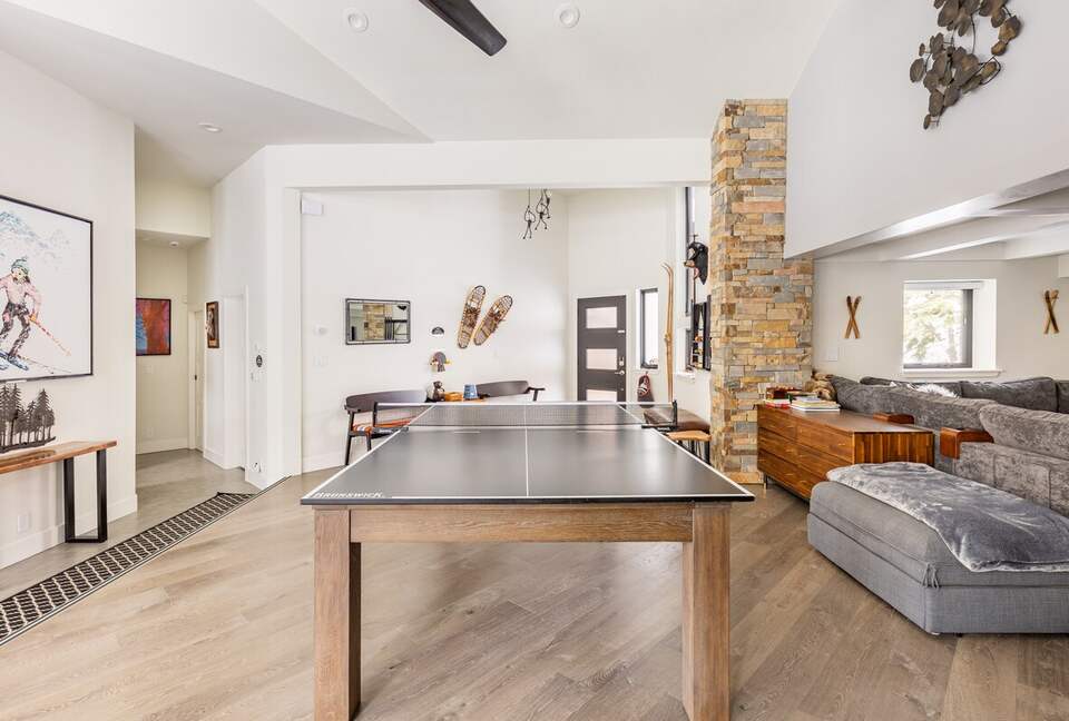 Modern Alpine Chalet Walkable to Heavenly - South Lake Tahoe, California