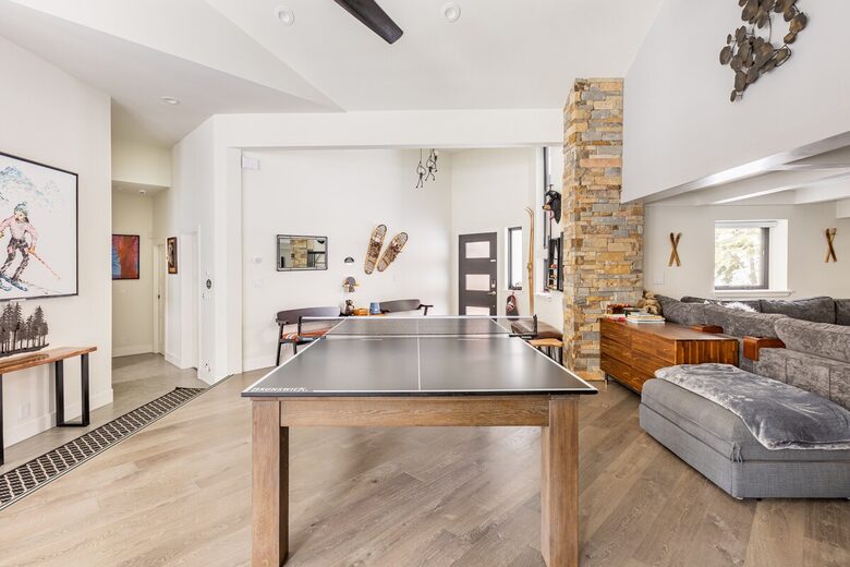 Modern Alpine Chalet Walkable to Heavenly - South Lake Tahoe, California