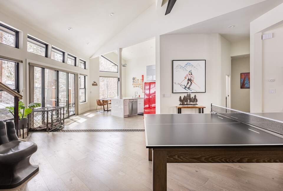 Modern Alpine Chalet Walkable to Heavenly - South Lake Tahoe, California