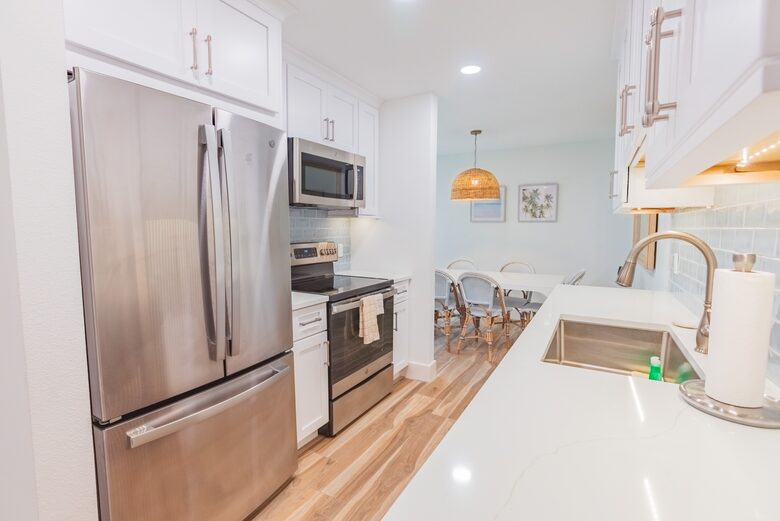 Breezy Beachside Retreat on Anna Maria Island - Holmes Beach, Florida