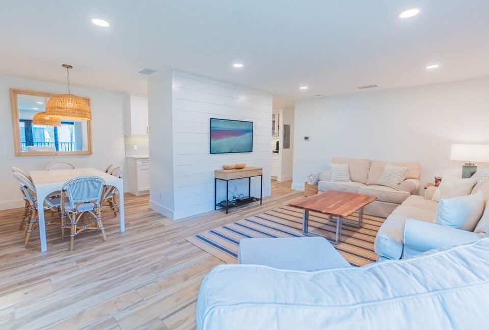 Breezy Beachside Retreat on Anna Maria Island - Holmes Beach, Florida