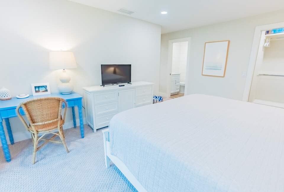 Breezy Beachside Retreat on Anna Maria Island - Holmes Beach, Florida