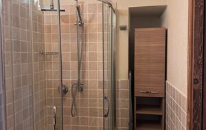 Warm Wood-Clad Apartment in the Heart of Courmayeur - Courmayeur, Italy