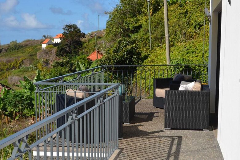 Clifftop Elegance with Endless Sea Views - Calheta, Portugal